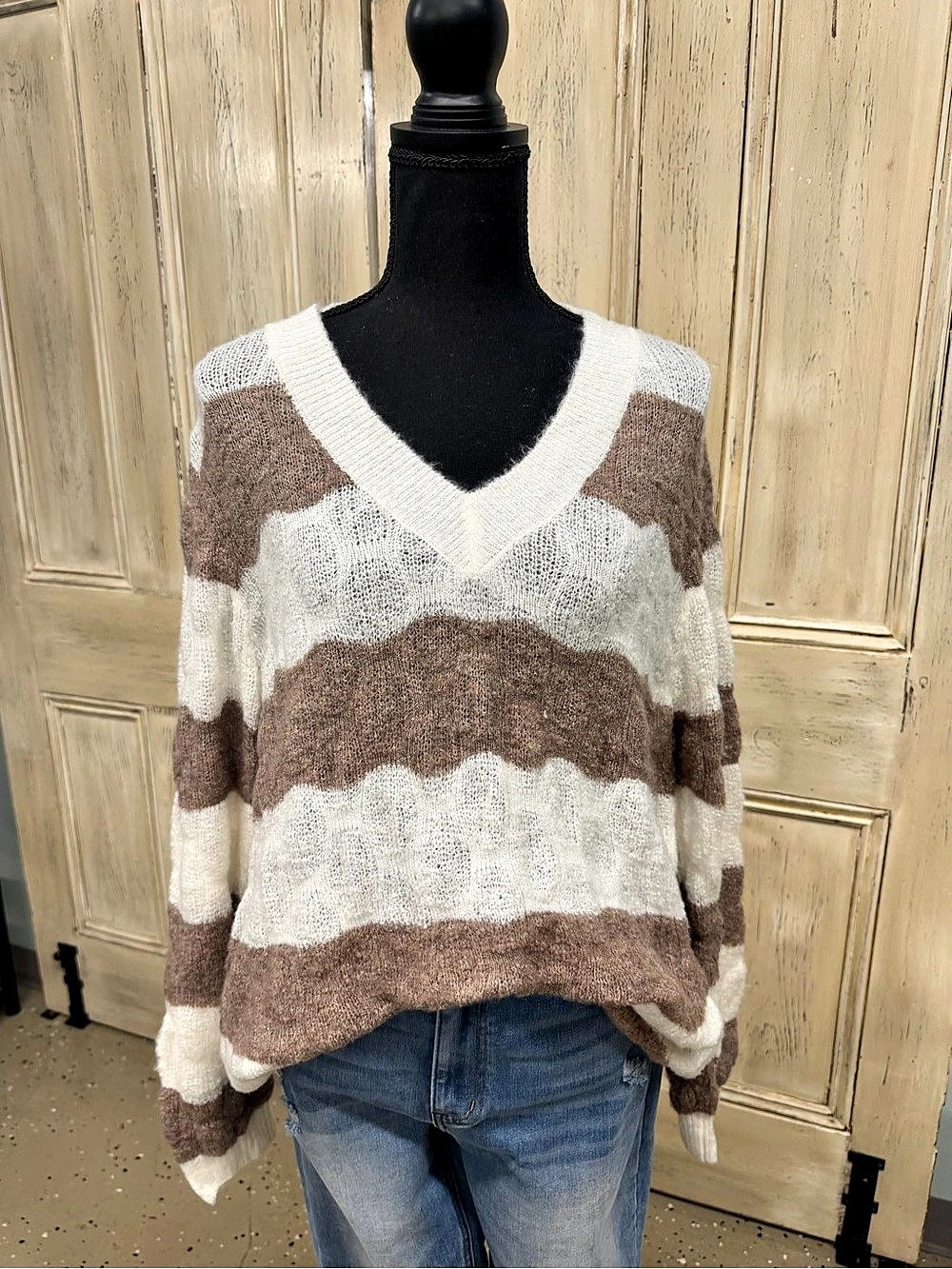 Macaron Striped V-Neck Sweater in Brown & Cream Size Large